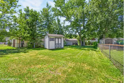 11 Short Oaks Court, Manalapan Township, NJ 07726 - Photo 18