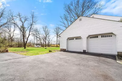 10 Monroe Court, South Brunswick Township, NJ 08540 - Photo 4