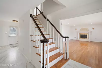 10 Monroe Court, South Brunswick Township, NJ 08540 - Photo 6