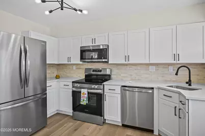 330 Canterbury Court #A, Lakewood, NJ 08701 - Photo 8