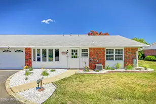330 Canterbury Ct, Lakewood, NJ 08701 - Photo 2