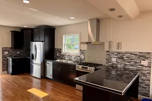 13 Locust Ave, Red Bank, NJ 07701 - Photo 10