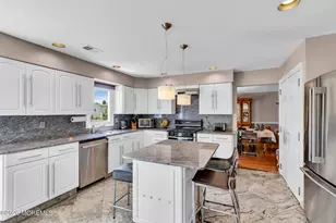 15 Timber Ln, Manalapan Township, NJ 07726 - Photo 8