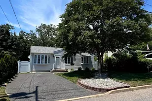411 18th Ave, Brick, NJ 08724 - Photo 2