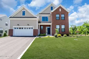 49 Sofia Dr, Manalapan Township, NJ 07726 - Photo 2