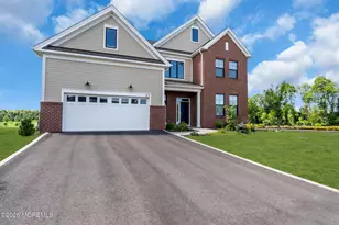 49 Sofia Dr, Manalapan Township, NJ 07726 - Photo 6