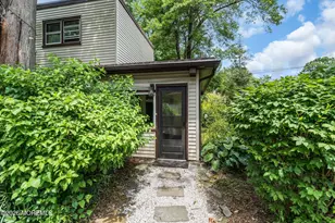 22 Pine Dr, Roosevelt, NJ 08555 - Photo 4