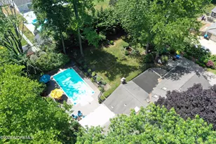 121 Townsend Dr, Middletown, NJ 07748 - Photo 50