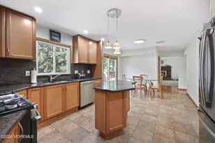 2 Micki Terrace, Manalapan Township, NJ 07726 - Photo 18