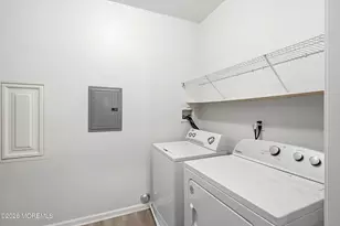 313 Mill Pond Wy, Eatontown, NJ 07724 - Photo 12