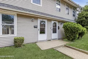 127 Downing St, Lakewood, NJ 08701 - Photo 4