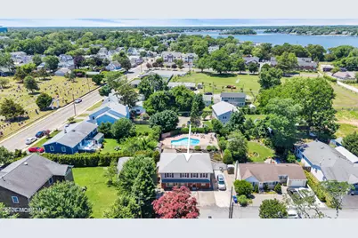 517 Riverwood Park, Point Pleasant, NJ 08742 - Photo 2
