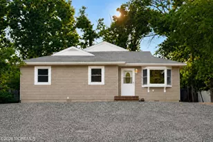 256 Nautilus Dr, Stafford Township, NJ 08050 - Photo 1