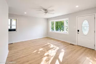 256 Nautilus Dr, Stafford Township, NJ 08050 - Photo 4