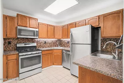 521 Woodbine Lane, Lakewood, NJ 08701 - Photo 4