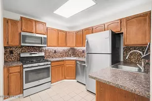 521 Woodbine Ln, Lakewood, NJ 08701 - Photo 16