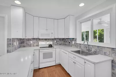 35 Hendrickson Place, Fair Haven, NJ 07704 - Photo 12