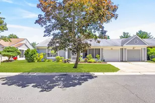 1148 A Thornbury Ln, Manchester Township, NJ 08759 - Photo 4