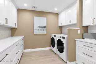 26 Hickory Ln, Little Silver, NJ 07739 - Photo 10