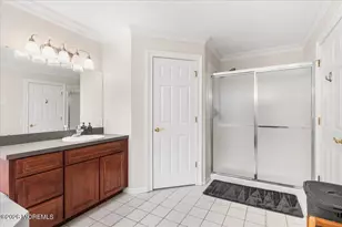 38 Smock Ct, Manalapan Township, NJ 07726 - Photo 22