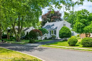 8 W Lake Rd, Red Bank, NJ 07701 - Photo 34