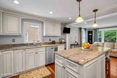 8 W Lake Road, Red Bank, NJ 07701 - Photo 6