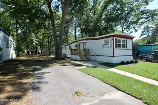 406 Roberts Rd, Toms River Township, NJ 08755 - Photo 4