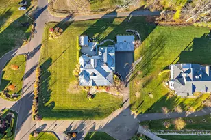 9 Beacon Hill Rd, Atlantic Highlands, NJ 07716 - Photo 6