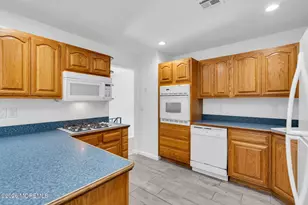 2144 Dover Pines Ave, Toms River Township, NJ 08755 - Photo 18