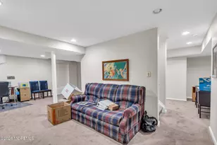 42 Crown Cir, Lakewood, NJ 08701 - Photo 38