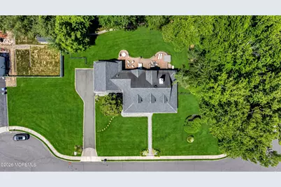 24 Kerr Lane, Matawan, NJ 07747 - Photo 10