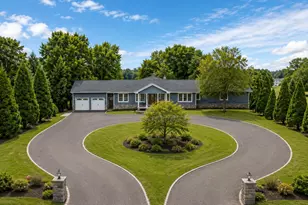 229 Dutch Lane Rd, Freehold, NJ 07728 - Photo 2