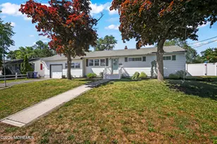 317 Bellanca Rd, Brick, NJ 08723 - Photo 2