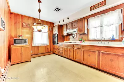 335 Maple Place, Keyport, NJ 07735 - Photo 10