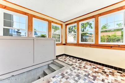 335 Maple Place, Keyport, NJ 07735 - Photo 4