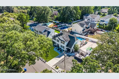 209 Gilford Avenue, Island Heights, NJ 08732 - Photo 4