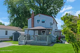 704 Monmouth Pkwy, North Middletown, NJ 07748 - Photo 18