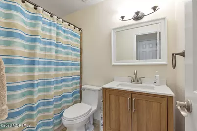 9 Evergreen Court, Freehold, NJ 07728 - Photo 20