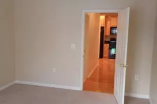 523 Sophee Ln, Lakewood, NJ 08701 - Photo 12