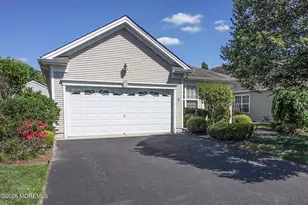 89 Huntington Dr, Jackson, NJ 08527 - Photo 1