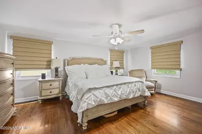 64 Livingston Lane, Manalapan Township, NJ 07726 - Photo 32