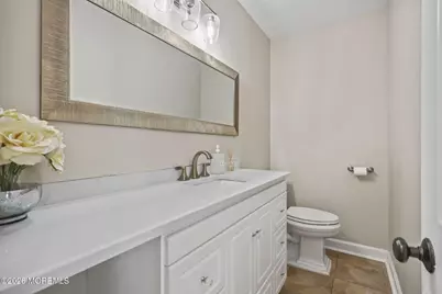 64 Livingston Lane, Manalapan Township, NJ 07726 - Photo 22