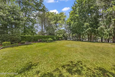 64 Livingston Lane, Manalapan Township, NJ 07726 - Photo 44