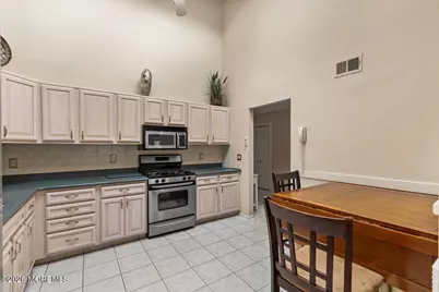 122 Maplecrest Drive W, Lakewood, NJ 08701 - Photo 12