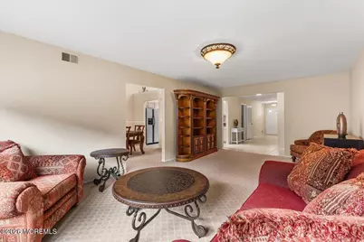122 Maplecrest Drive W, Lakewood, NJ 08701 - Photo 8
