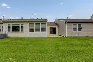 122 Maplecrest Dr W, Lakewood, NJ 08701 - Photo 30