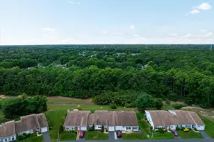 122 Maplecrest Dr W, Lakewood, NJ 08701 - Photo 2