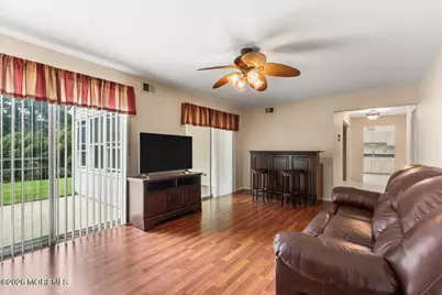 122 Maplecrest Drive W, Lakewood, NJ 08701 - Photo 16