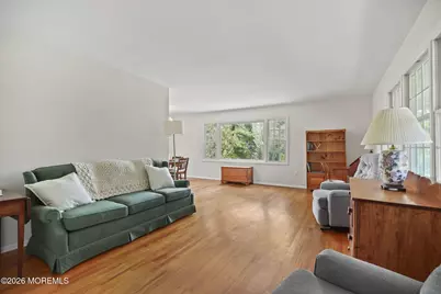 10 Washingtons Advance, Manalapan Township, NJ 07726 - Photo 6