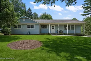 10 Washingtons Advance, Manalapan Township, NJ 07726 - Photo 2